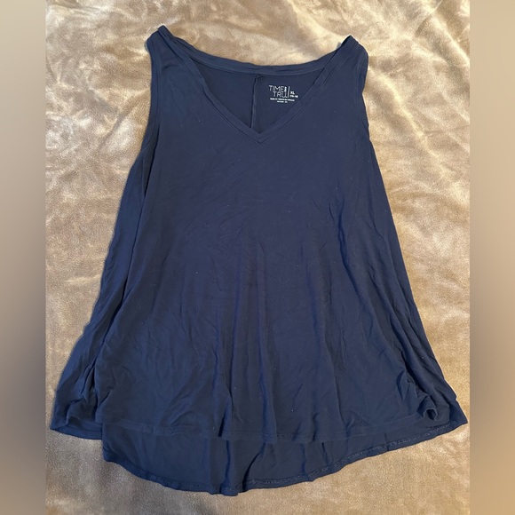 Time & Tru Tank Top - Picture 1 of 5